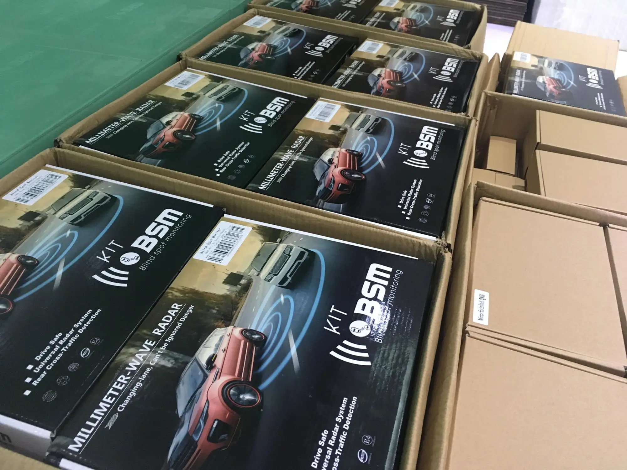 BSM BSD 8-10m 24GHz Microwave car blind spot mirror detection system blind spot monitor system for LC200 2008-2017