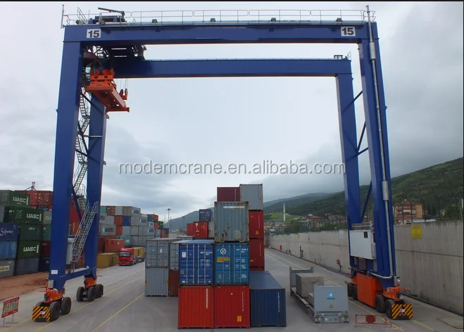 Mobile Rubber Tyre Gantry Crane with Spreader for container lift