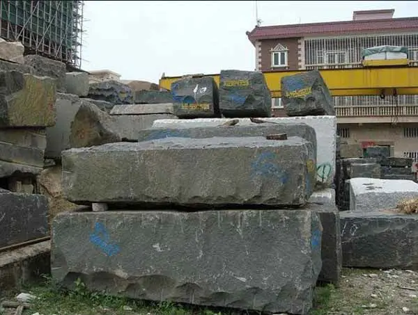 black granite block 2.jpg