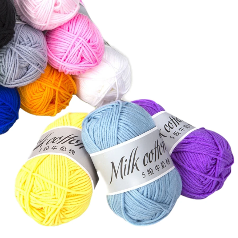 China hot sale 16s/5 soft Milk Cotton Yarn for hand knitting 91colors