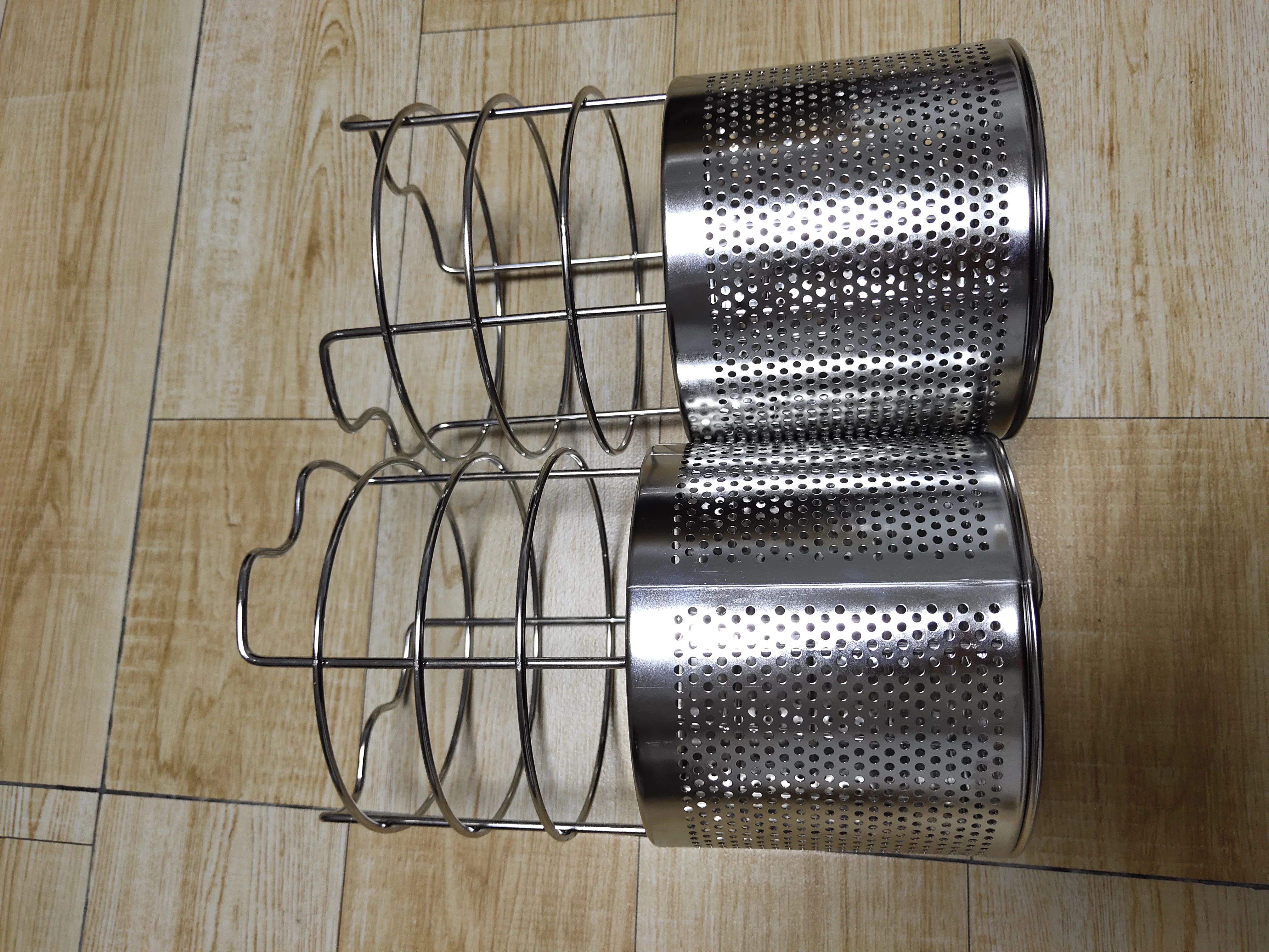 Nicety Korea style SS201 SS304 safe stainless steel kitchen chopsticks utensil holder  for steam sterilizer