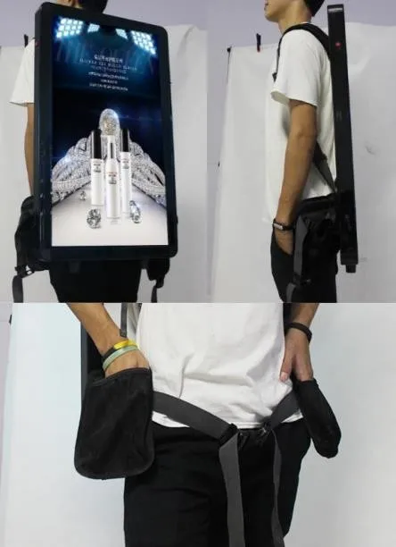 31.5inch Portable Backpack  LCD Advertising Digital Signage Display