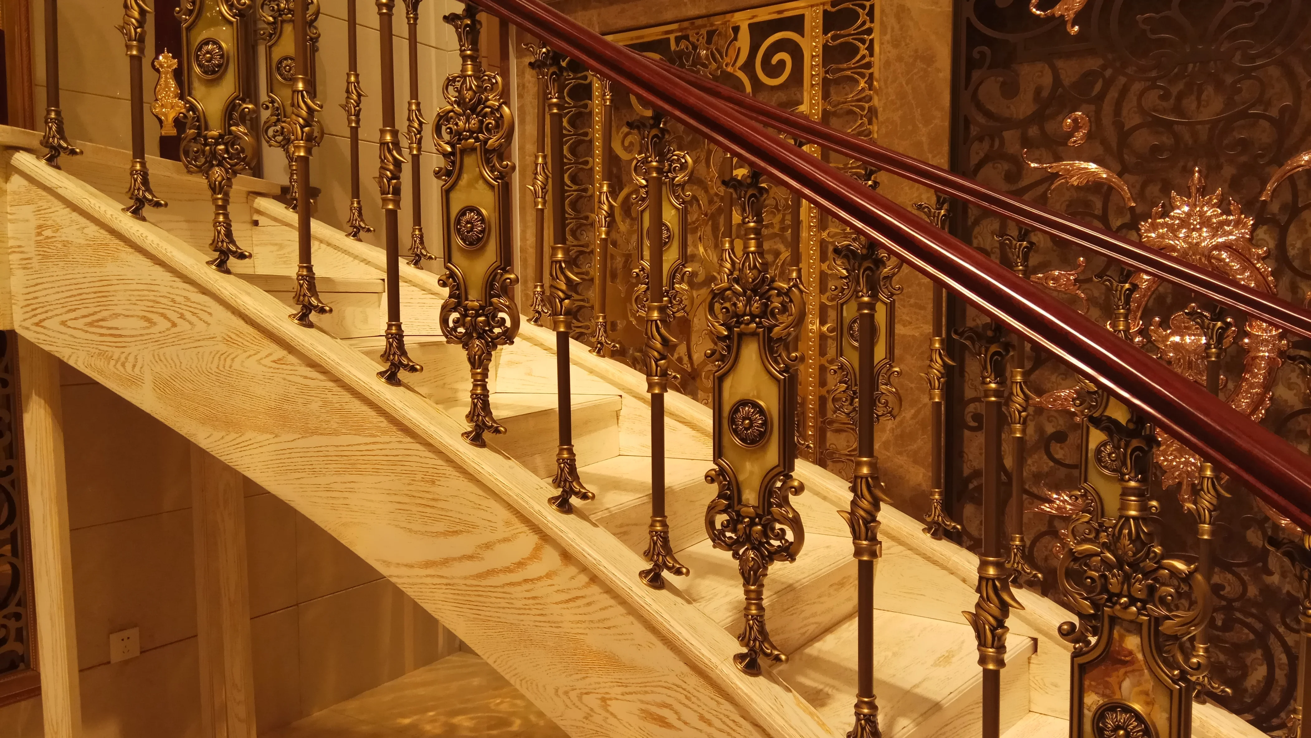 high end luxury brass with jade stone golden color decorative ornamental balustrade