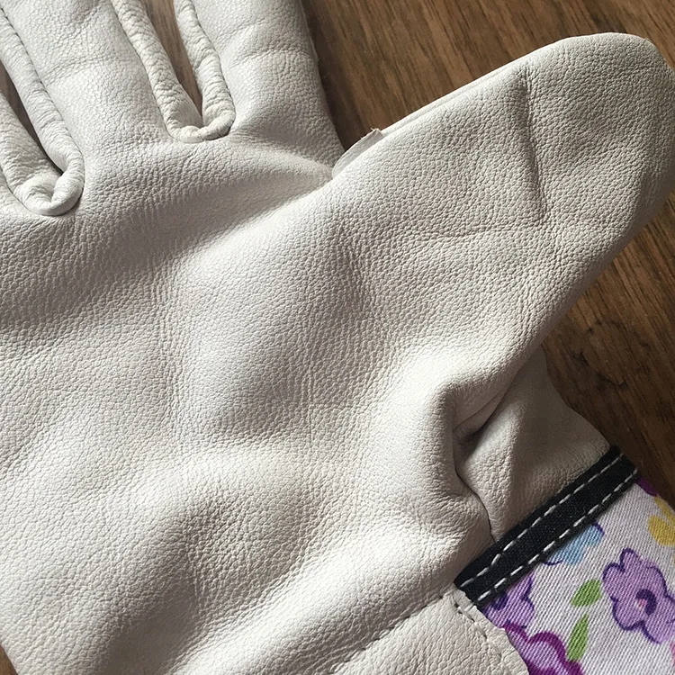 Fashion Cowhide Leather Ladies Elegant Purple Flower Print Garden Gloves