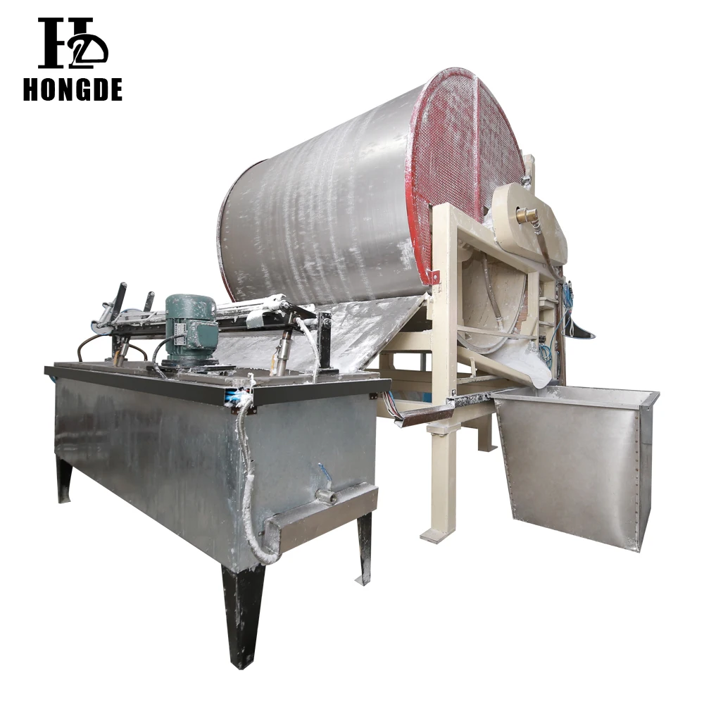 Candle wax spraying machine for candle making