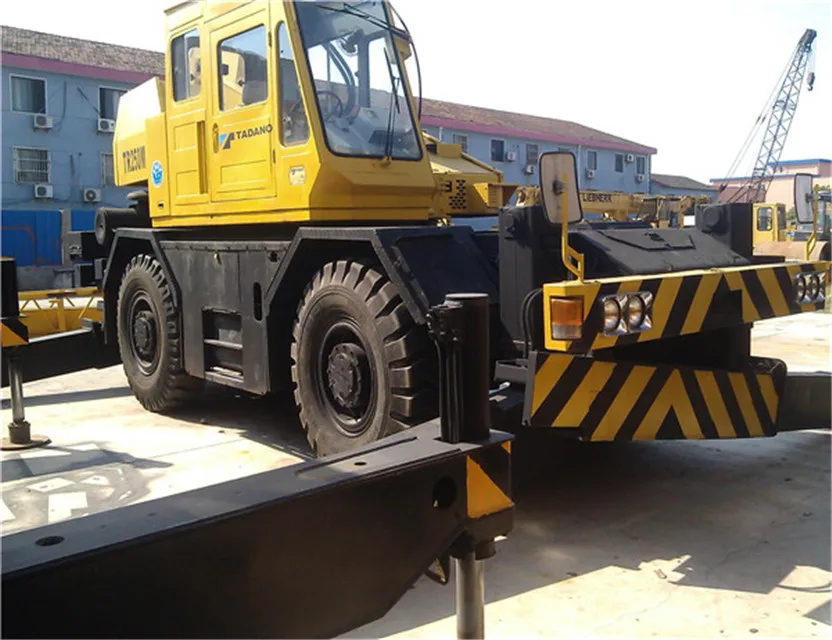 
Top quality Used Tadano 25 ton overhead crane ,low price TR250M rough terrain crane truck crane in china for sale 