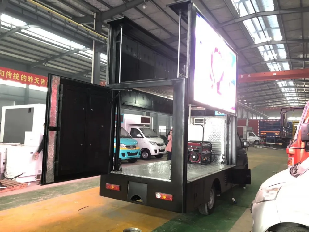 
Gasoline Type ,FOTON Light LED truck ,two sides P6 Full Color LED screen 