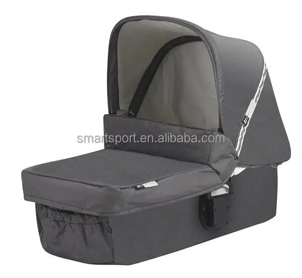 
fancy and good baby buggy 