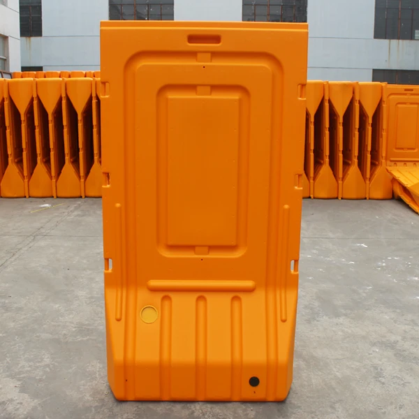 New product flood inflatable water barrier,plastic construction barrier