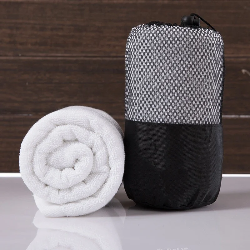Custom logo luxury egyptian cotton sport rally length white towel with mesh pocket