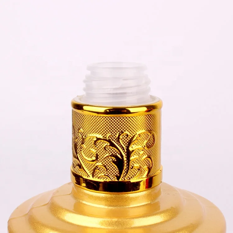 
Wholesale 500ml Vodka Spirit Glass Bottle for Liquor with screw up lids 