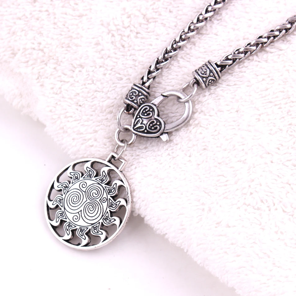N489 Trade Assurance Vintage Celtic Sun Pendant Viking Slavic Symbol Newgrange Spirals Ireland Amulet Wheat Chain Necklace