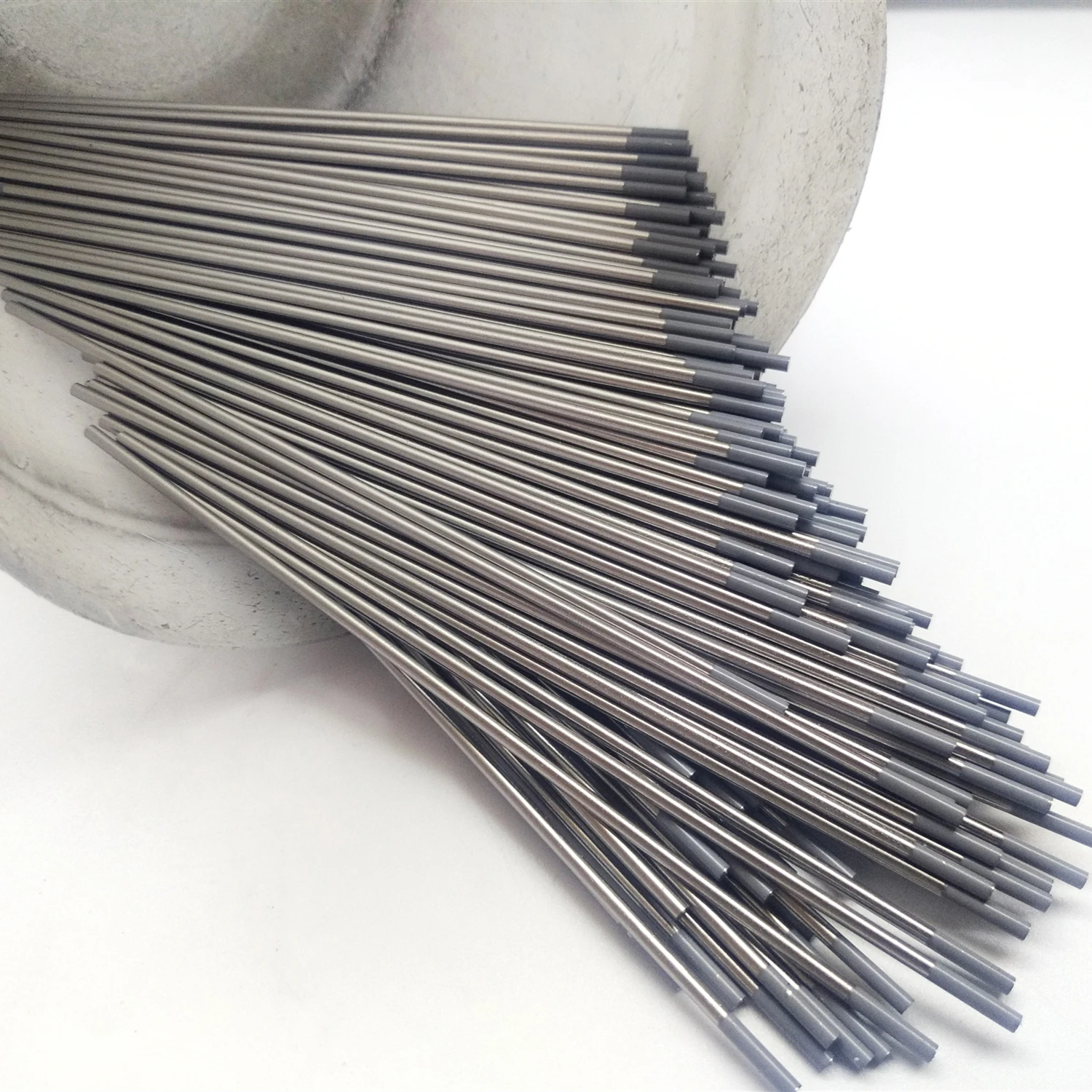 
Tungsten Electrodes For Welding 2% Grey Cerium-Tungsten Electrode 2.4mm x 150mm 10-pack 