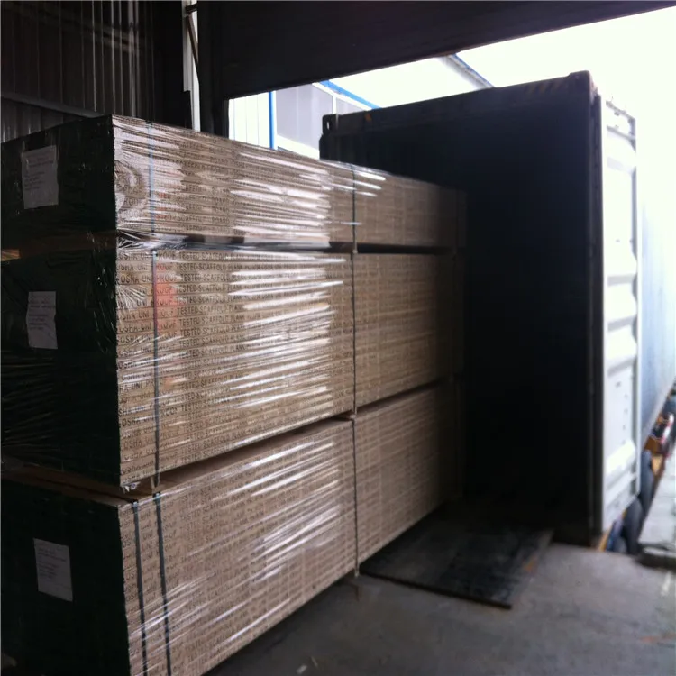 
STRUCTURAL PINE LAMINATEDE WOOD BOARD 