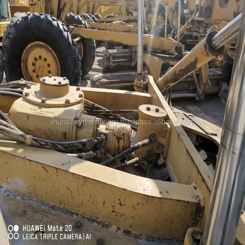  Оригинальный б/у автогрейдер komatsu GD511 Строительная техника много запасов на