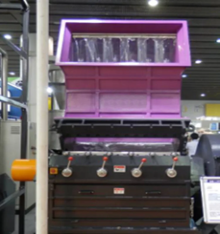 Automatic waste tyre shredding and recycling plant rubber machine with good service