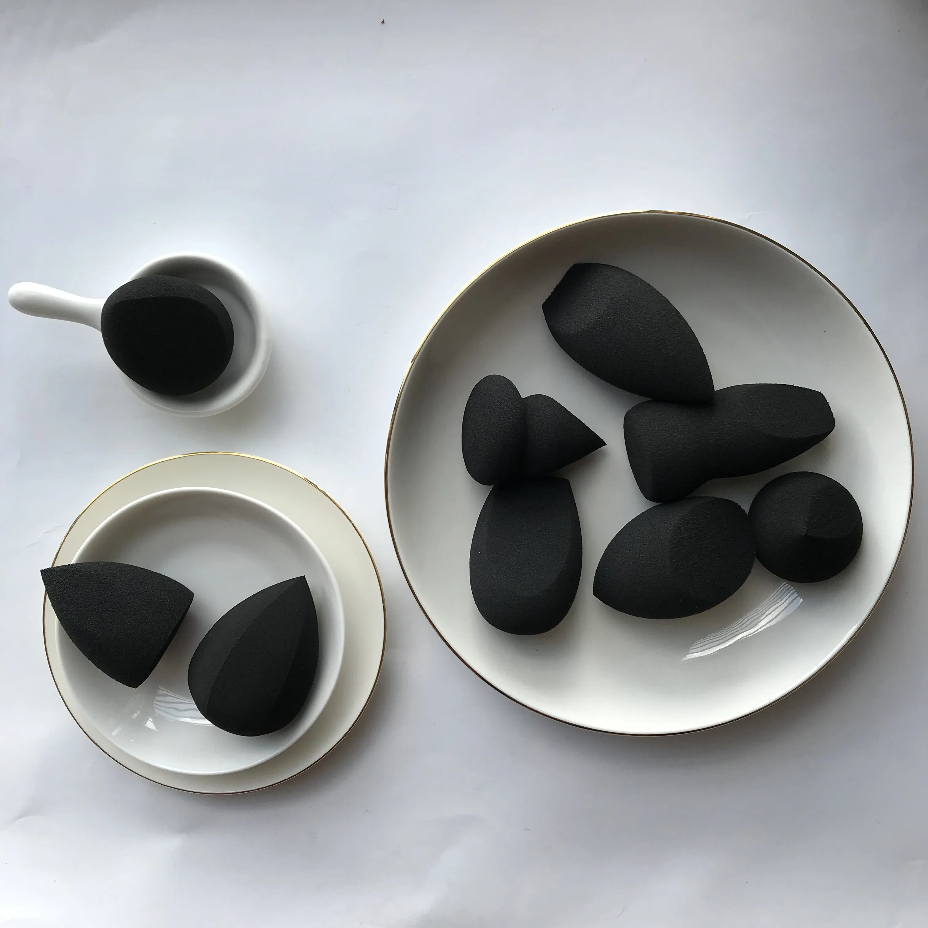 Yalina Custom logo  Hot Selling Makeup Beauty Sponge Blender With Latex Free