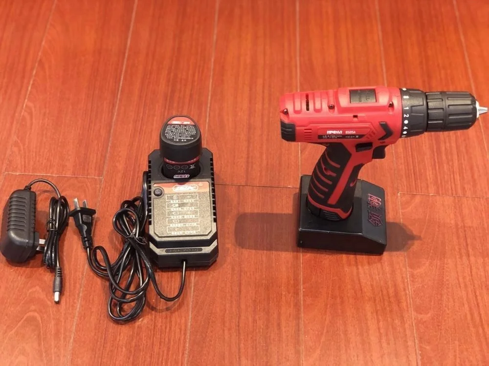 Factory Direct Sale Portable Lithium Battery Tool 18 Volt 15 Pc Kit