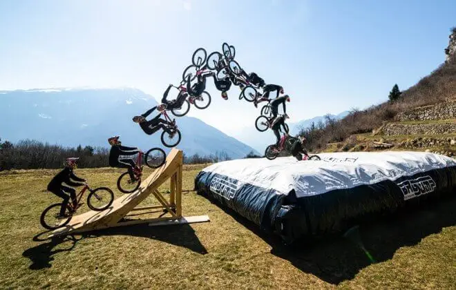 Outdoor games BMX freestyle air bag for sale snowboard inflatable airbag for jumping