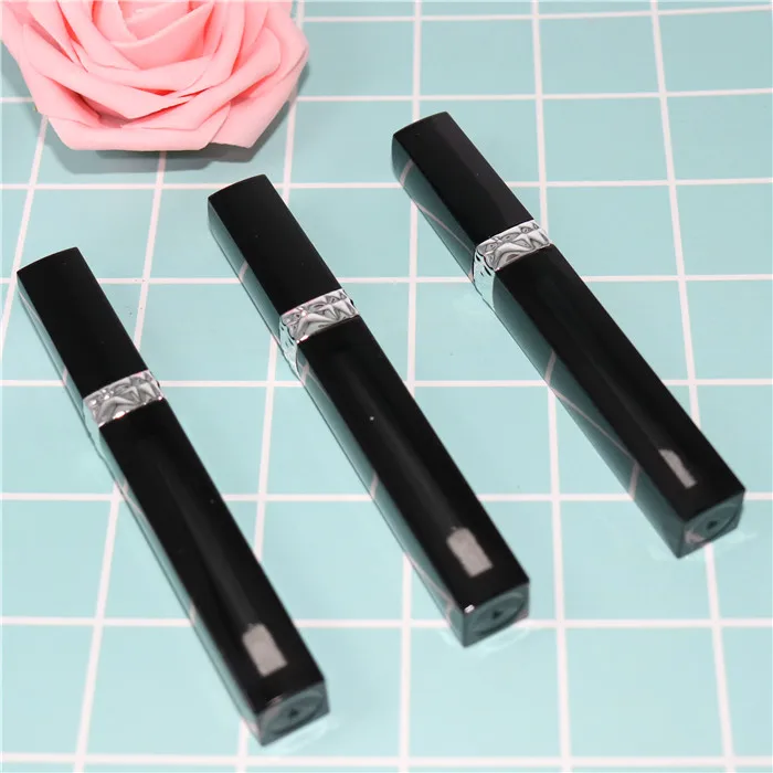 Factory hot sale black empty lipgloss tubes packaging design