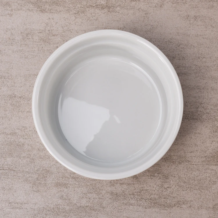 Wholesale kitchenware round striped white ramekin dish non stick fancy bakeware