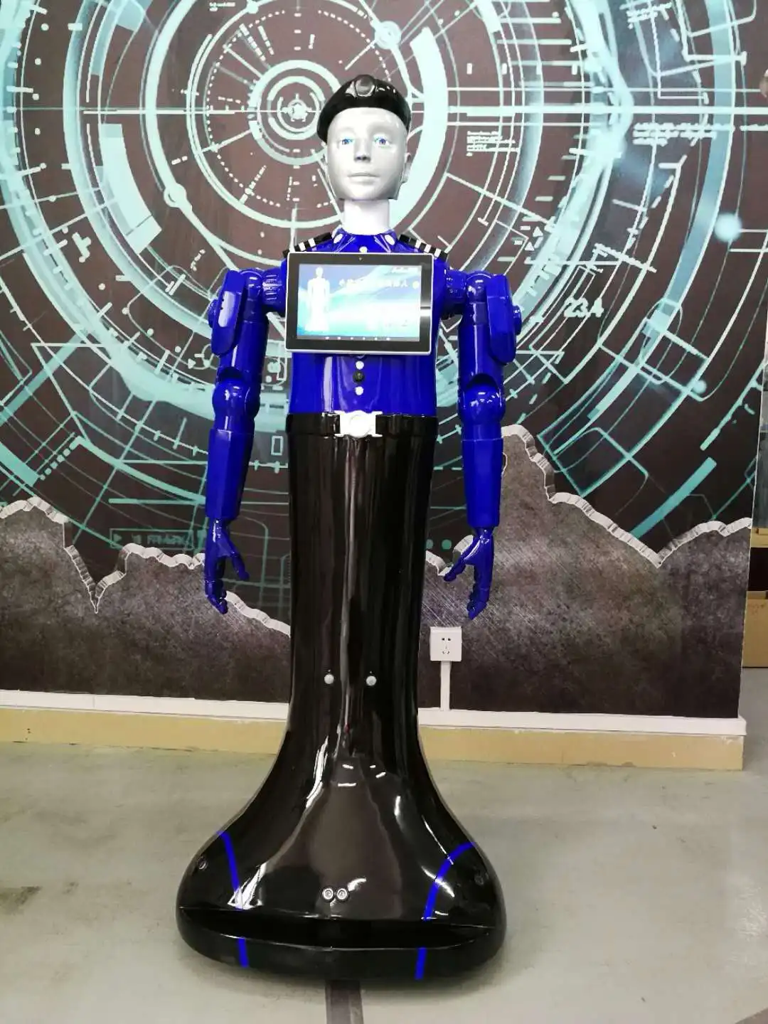Multi-functional Intelligent Commercial Service Security Robot