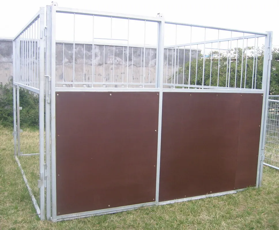 Swivel Feeder Bamboo Filled 3.6m Galvanized Horse Equipment Stable House