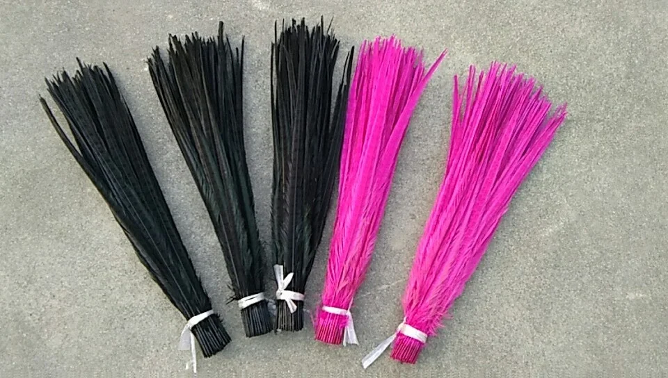 Отбеленное/окрашенное перо фазана, 22-24 дюйма (55-60 см)