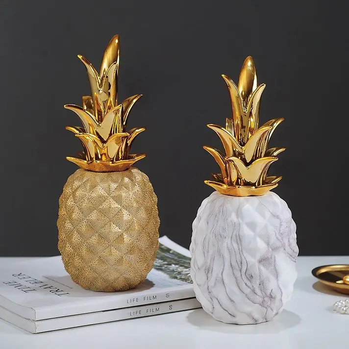 Hot sale shiny glaze colorful ceramic pineapple decor with gold leaf