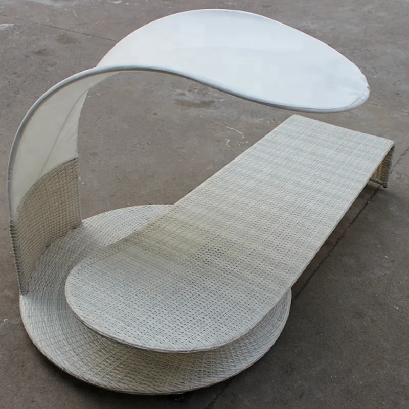 
modern HDPE rattan patio and garden sun lounger 