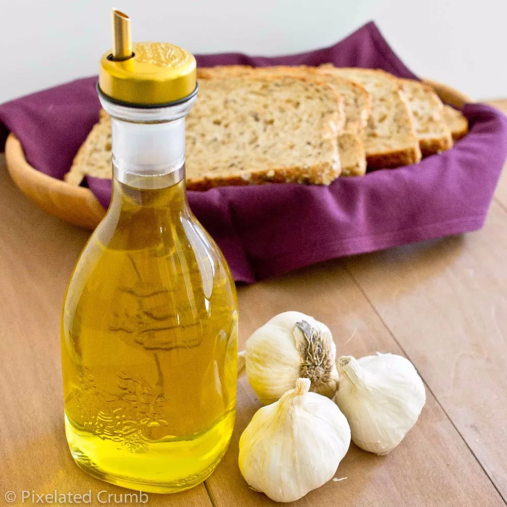 
Factory wholesale garlic essential oil used in hair treatment 
