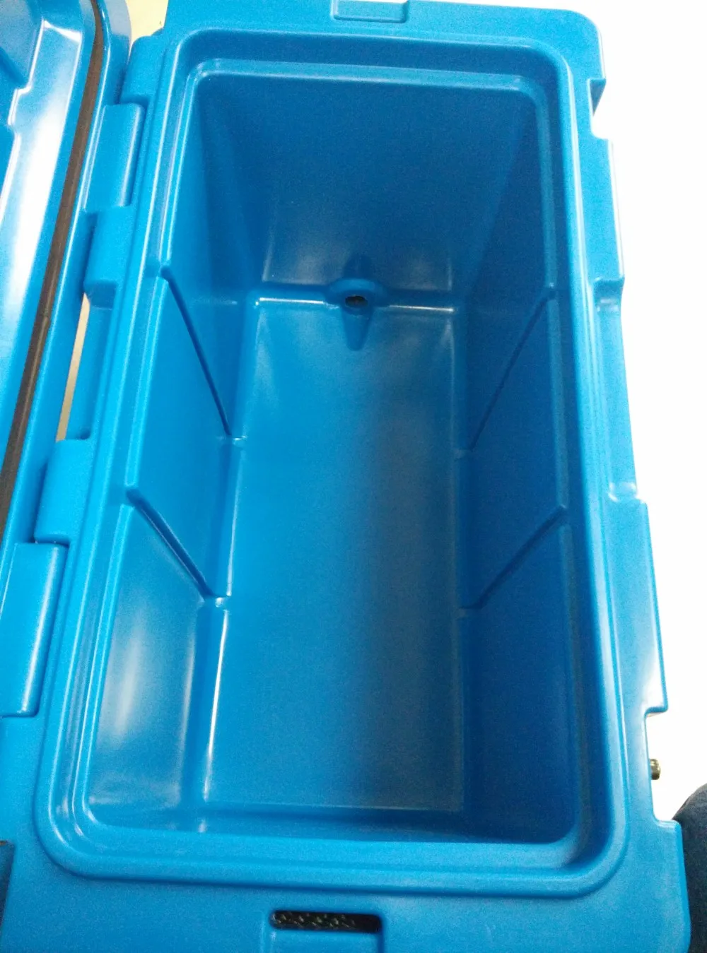 Ротационного формования новая модель блокировки cooler box