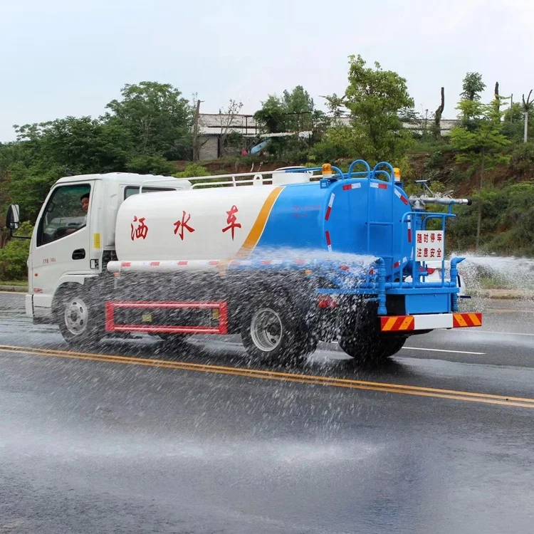 
Hot sale Euro 4 KAMA 5000liters Landscaping tank car 6wheels watering car Urban sanitation vehicle,4x2Road greening sprinkler 