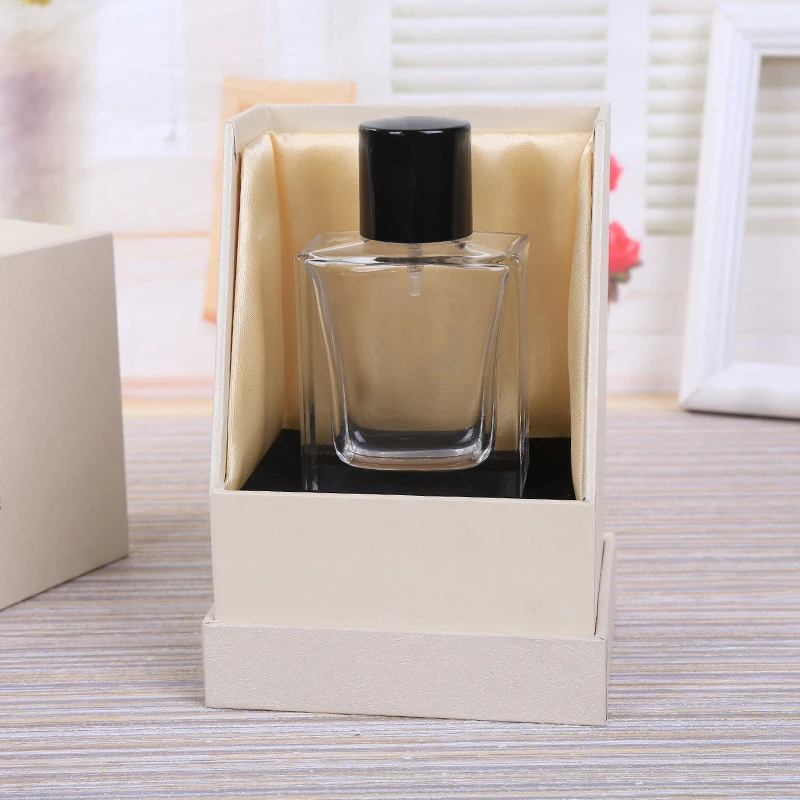 China Manufacturers White Personalized Square Rigid Perfume Bottles Luxury Cosmetic Packaging Gift Boxes