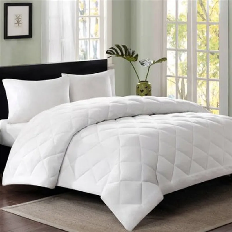 
All Season Reversible Down Alternative Quilted Comforter 