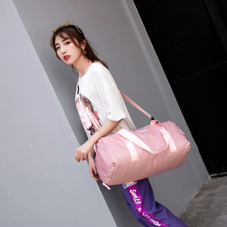 High quality customized private label luxury cylinder shaped zip lock clothes travelling yoga duffle gym bag with lock