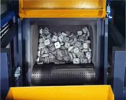 Automatic sandblasting machine / shot blasting machine / rubber belt tumbler sand blaster