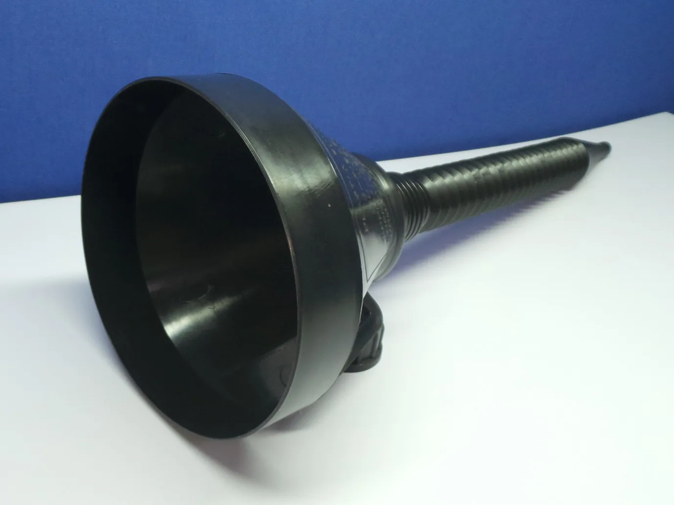 black plastic liquid funnel oil funnel with tube