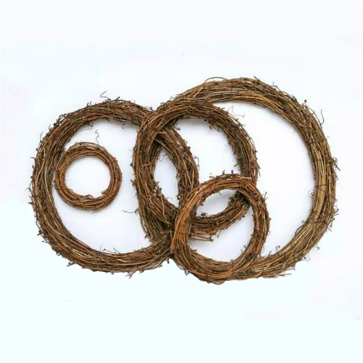 2018 Chinese supplier Different sized natural twig grapevine wreath