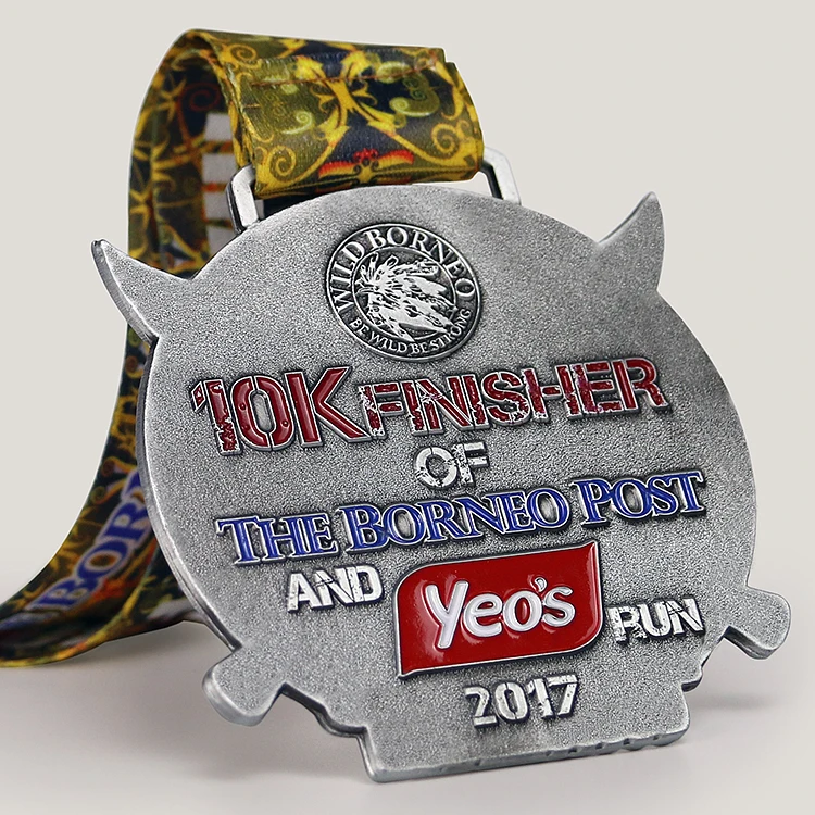 
Hot sale zinc alloy 3d emboss soft enamel metal silver skull dental medal cross 