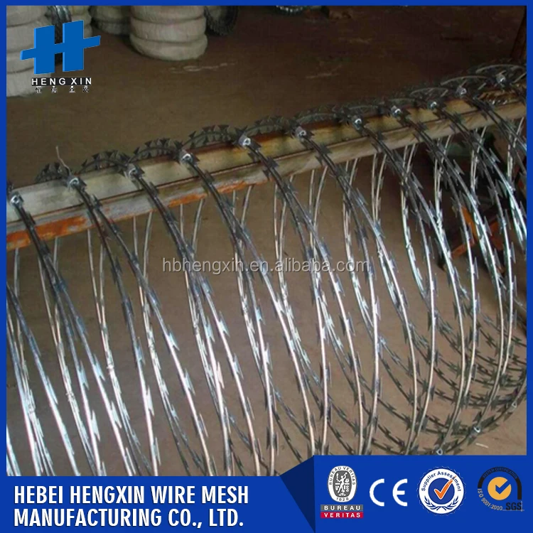 Качество продукции горячая гальванизированная колючая проволока купить непосредственно от фабрики Фарфора