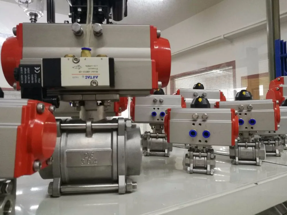 
SS304 ball valve, CF8 Three -piece (3P) pneumatic actuator 