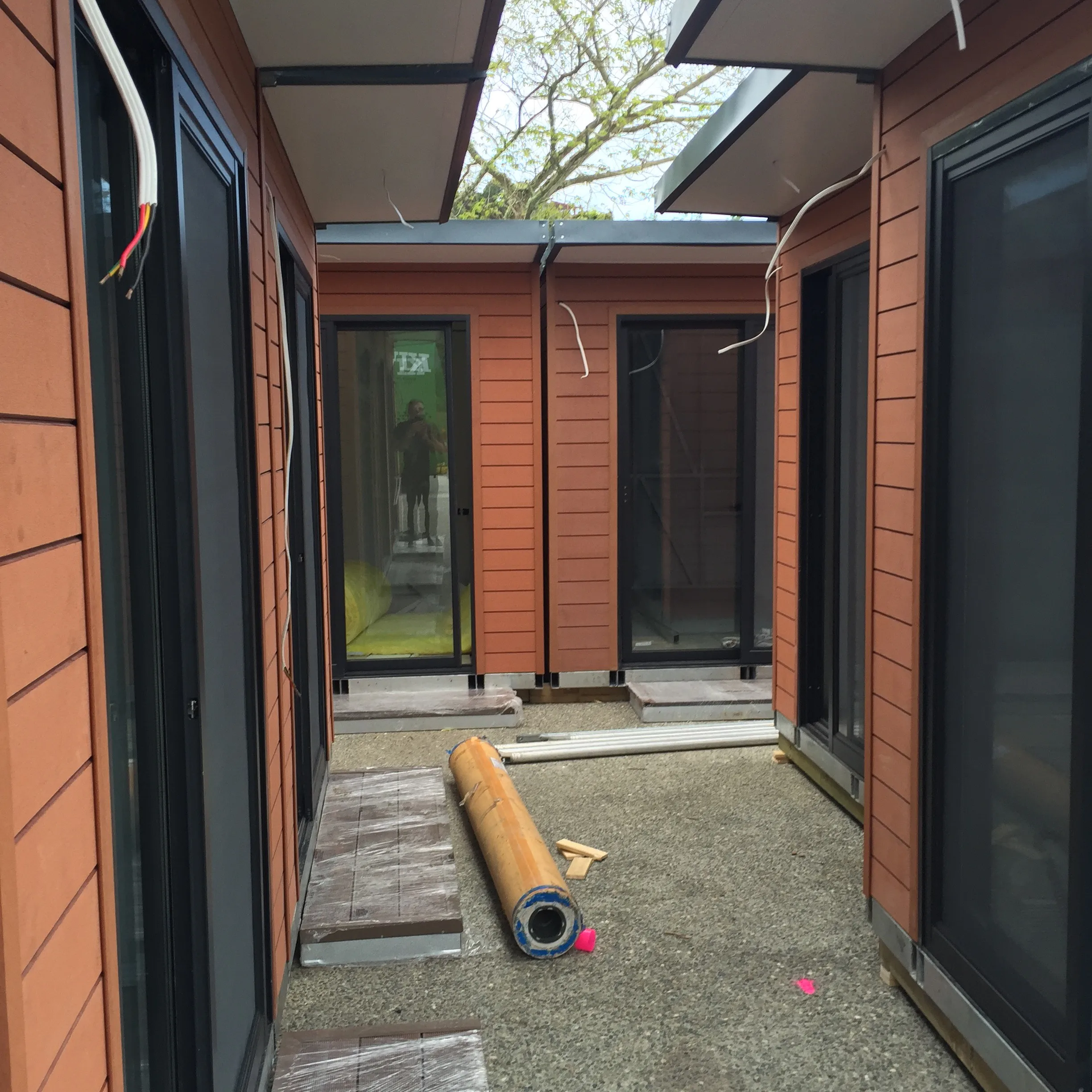 Deepblue Smarthouse  Cost-Effective Portable foldable house with bathroom light gauge steel framing modular home