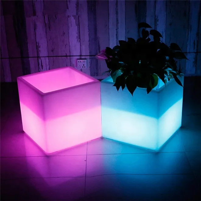 Promotion Cheap Plastic RGB colorful led luminous moet chandon Ice cube Bucket for Beer