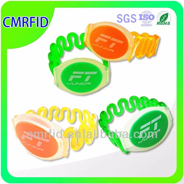 RFID пластиковые браслеты используемые в