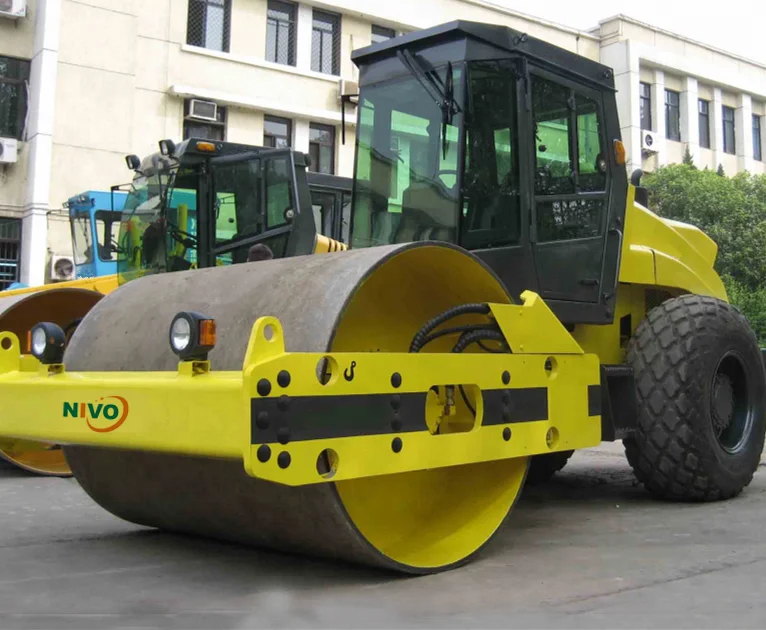 sinomach LSS214-3 14 ton nivo small single drum vibratory road roller compactor price or parts