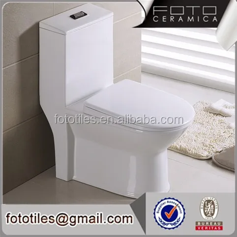 Фото белый керамический туалет siphonic один туалет сашо туалет скрытые камеры для туалета