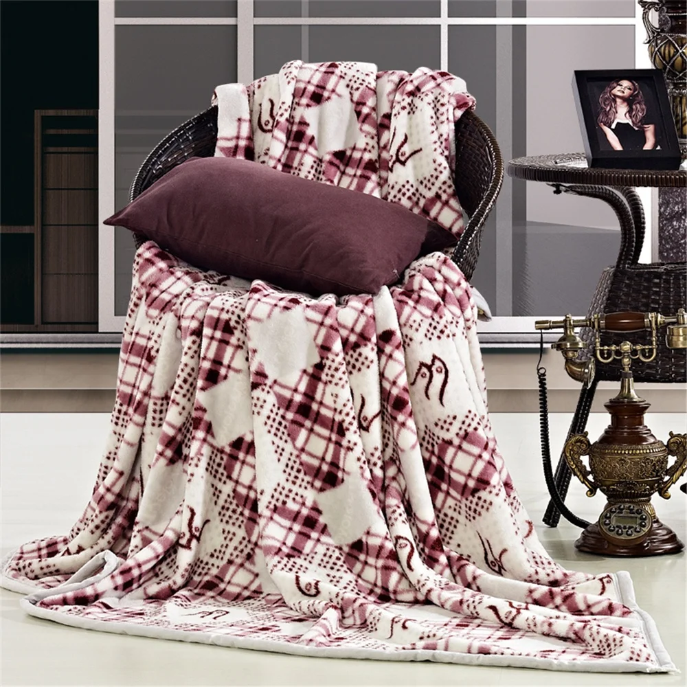 
China yiwu wholesale suppliers cheap and soft baby blanket fleece blanket children mink blanket 