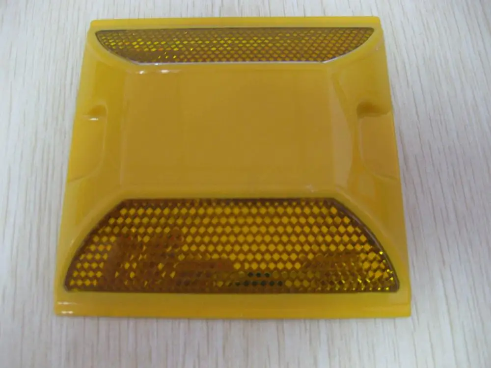 cat eye reflective road stud exceed American ASTM standard