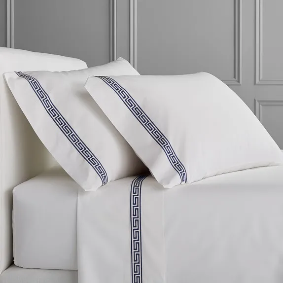 Bulk Sale Good Guality Embroidered  Bedding Set for Hotel